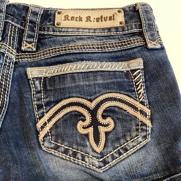 Rock Revival Alanis Denim Shorts - Picture 4 of 15